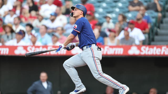 Seager’s 457-foot homer, 3 hits from Lowe power Rangers to 9-4 victory over Angels