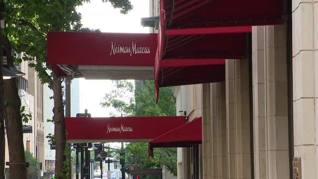 Downtown Dallas Neiman Marcus to remain open through holiday season