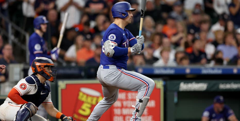 Texas Rangers trade Nathaniel Lowe to Nationals