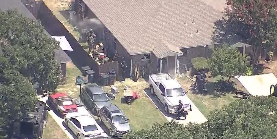 Tarrant County deputy shot by child sex suspect recovering at home; gunman killed