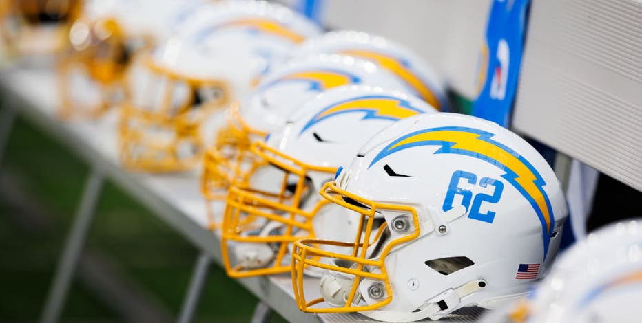 Los Angeles Chargers players rescued from Dallas hotel elevator