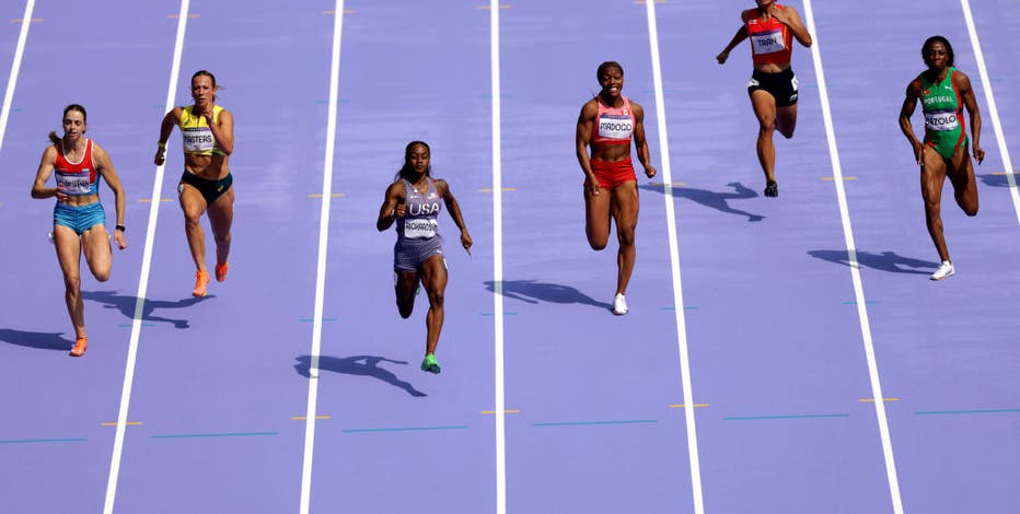 Dallas native Sha’Carri Richardson wins first Olympic race