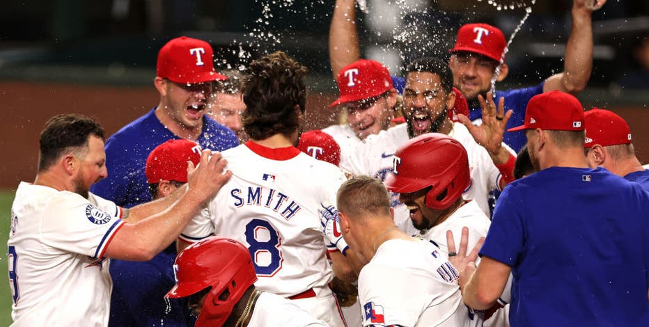 Josh Smith game-ending HR for Rangers in 4-3 win after Astros go ahead on consecutive hit batters