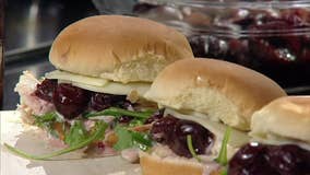 Smoked chicken slider recipe with white BBQ sauce from Les Dames d’Escoffier