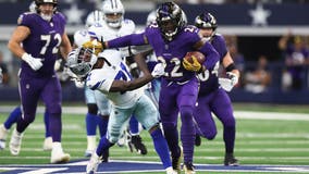 Henry rushes for 151 yards, 2 TDs as Ravens hang on to beat Cowboys 28-25