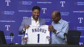 Elvis Andrus signs one-day contract to retire as a Texas Ranger