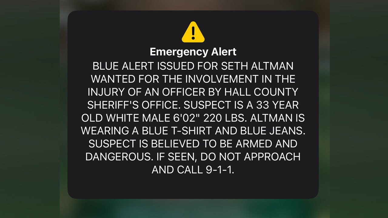 Man at center of Blue Alert wanted for shooting Texas police officer ...