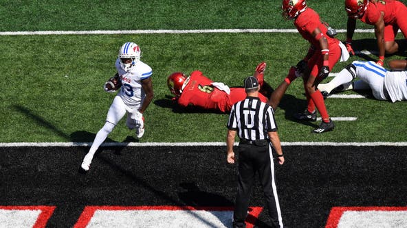 Kevin Jennings has best game of his career, SMU holds on to beat No. 22 Louisville 34-27