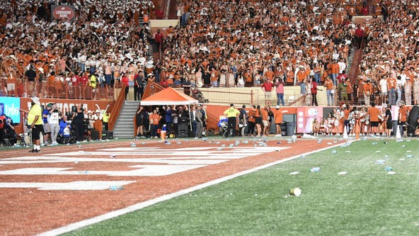 SEC fines Texas $250,000, Longhorns apologize after fans throw trash on field against Georgia