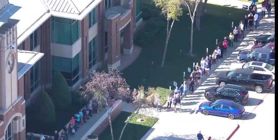 North Texas early voting turnout: Voting numbers mostly up on day one