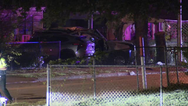 One dead, two injured in Fort Worth crash