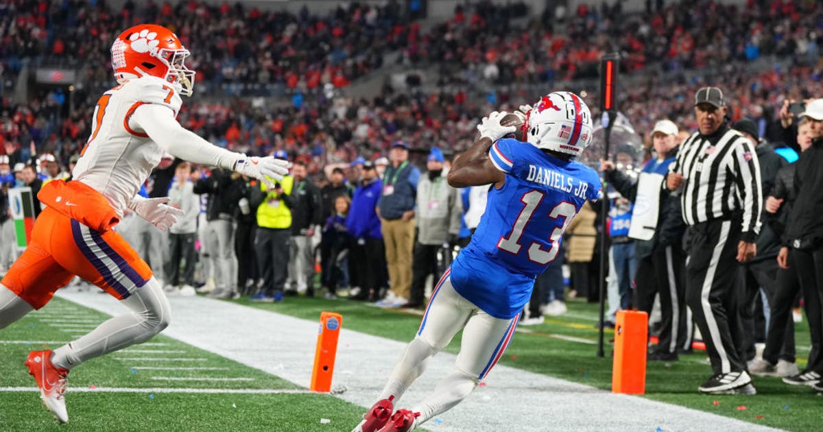 Robin Roderick Dallas Texas Roderick Daniels Jr.'s loyalty leads SMU receiver to CFP | FOX 4 Dallas ...