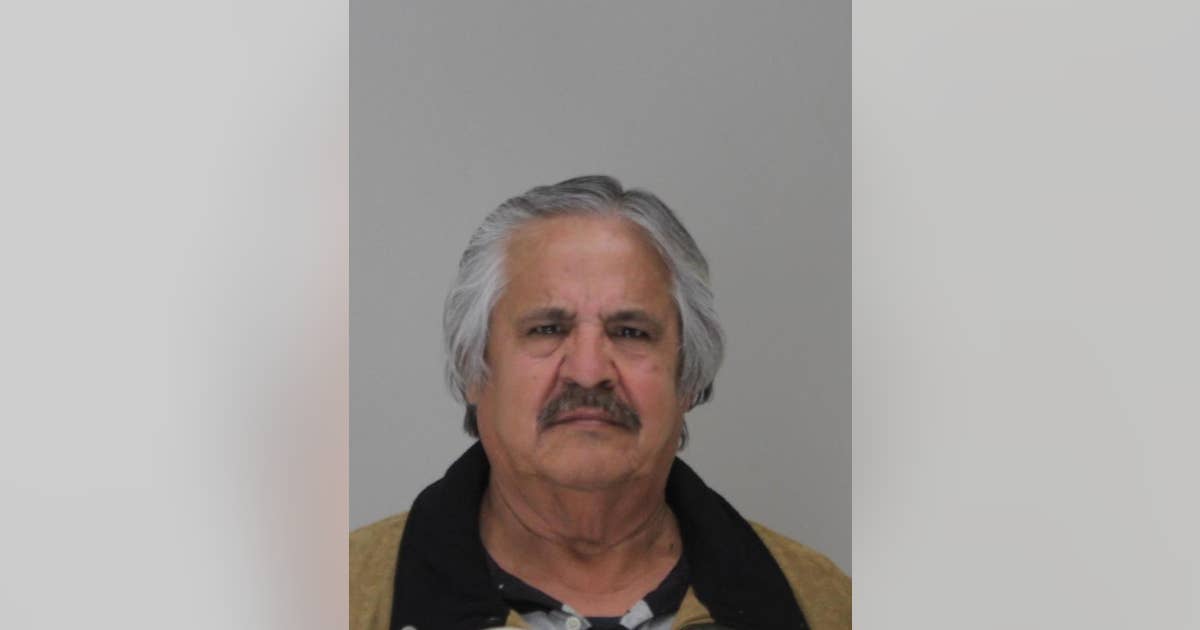 Man charged with DWI after crashing into Dallas police officers | FOX 4 ...