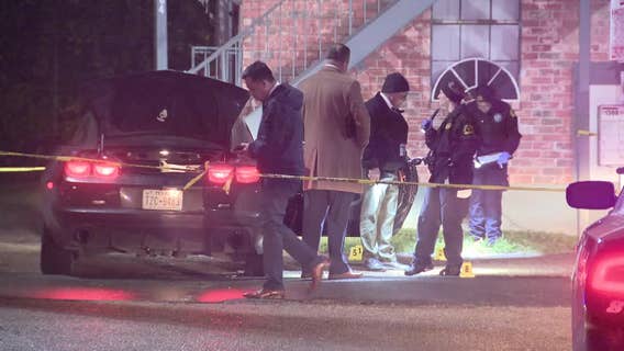 Man shoots, kills woman sitting inside car in South Dallas