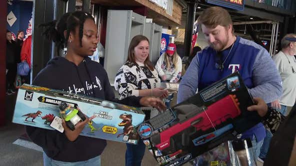 Annual Texas Rangers Toy Drive brings in hundreds of donations from fans