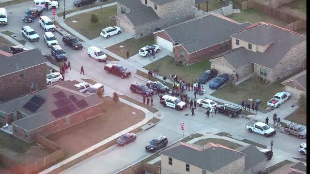 5 hurt after gun goes off while authorities break up Forney crowd of 100+