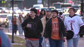 Texas, Ohio State fans attend Cotton Bowl despite travel troubles