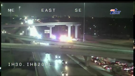 All eastbound lanes of I-30 in Fort Worth closed after multi-vehicle crash
