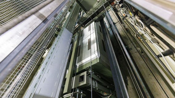 Woman lifted through roof of malfunctioning 25th-floor elevator in Uptown Dallas