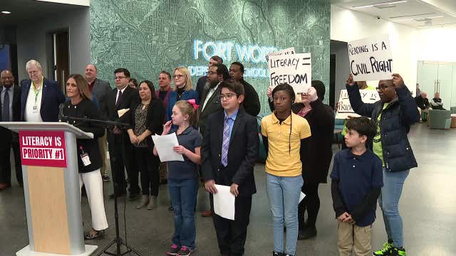 Fort Worth ISD approves new plan to address lagging reading scores