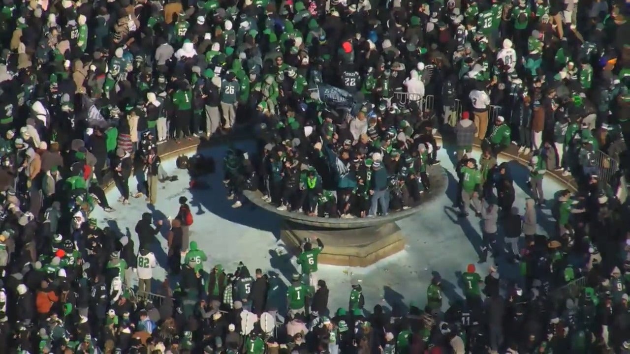 Eagles parade livestream: WATCH