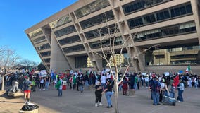 North Texas protests call for end to ICE raids