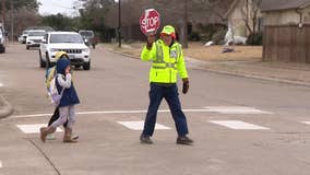 Beloved Richardson school crossing guard keeps students safe — even in freezing weather