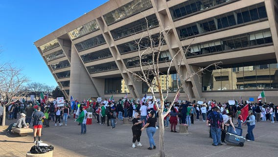North Texas protests call for end to ICE raids