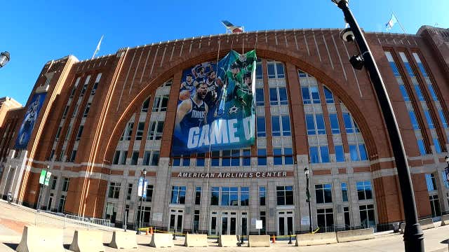 Luka Doncic banners taken down at the American Airlines Center