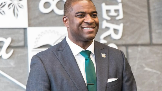 UNT hires new basketball head coach Daniyal Robinson