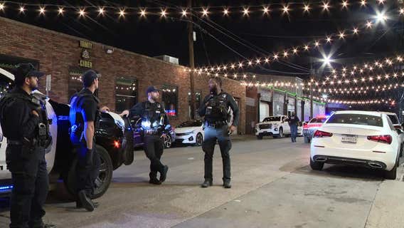 Deadly shooting outside Deep Ellum club after fight; police search for shooter