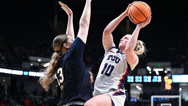 Hailey Van Lith scores 26 points to lead TCU to 1st Elite Eight with 71-62 win over Notre Dame