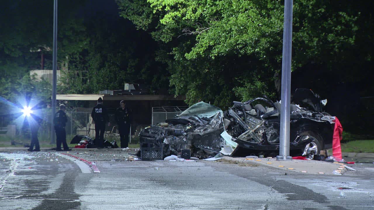 Woman killed in rollover crash in South Dallas | FOX 4 Dallas-Fort Worth