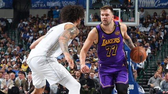 Luka Dončić scores 45 in front of cheering crowd at AAC