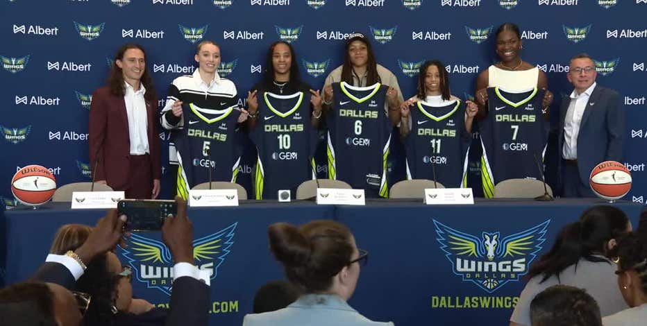 Paige Bueckers introduced as a Dallas Wings player