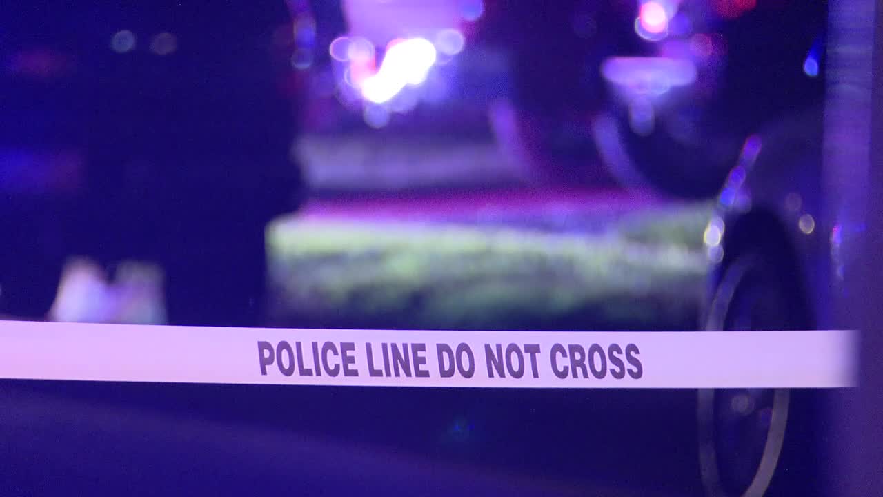 Dallas police search for Cedar Crest area shooting suspect