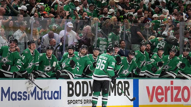 Dallas Stars take on Winnipeg Jets in Game 1
