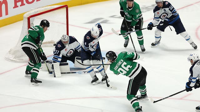 Mikko Rantanen has a goal and 2 assists for Stars in 5-2 win over Jets to take a 2-1 series lead