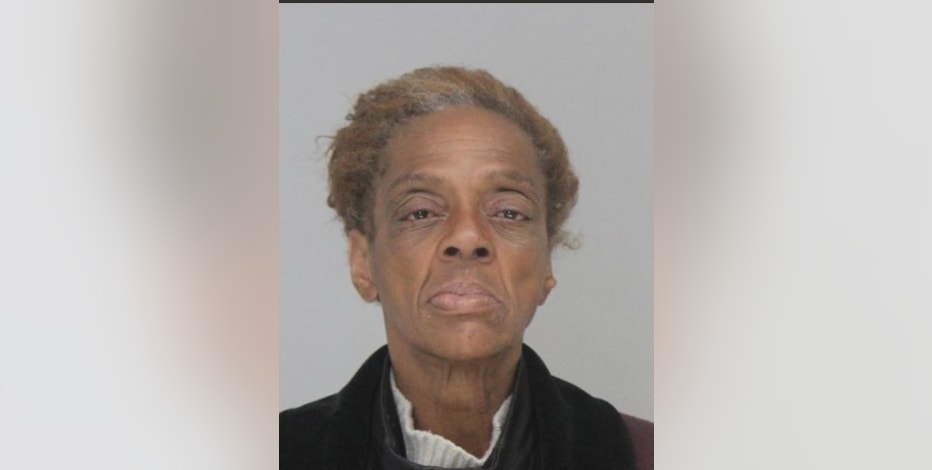 Dallas Police search for family members of woman found dead on S. Lancaster Rd.