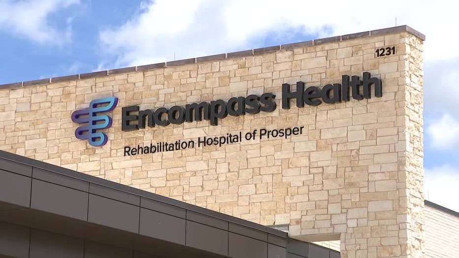 Former Dallas Cowboy and Pro Football Hall of Famer Bob Lilly saves wife's life