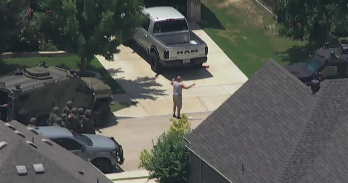 Suspect arrested after hours-long standoff in White Settlement | FOX 4 ...