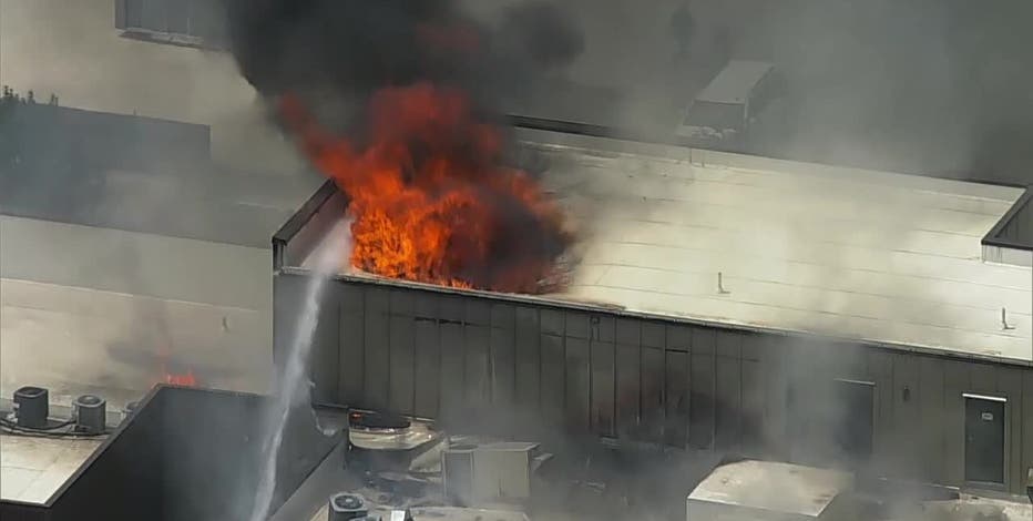 Fort Worth apartment fire displaces hundreds; cause under investigation
