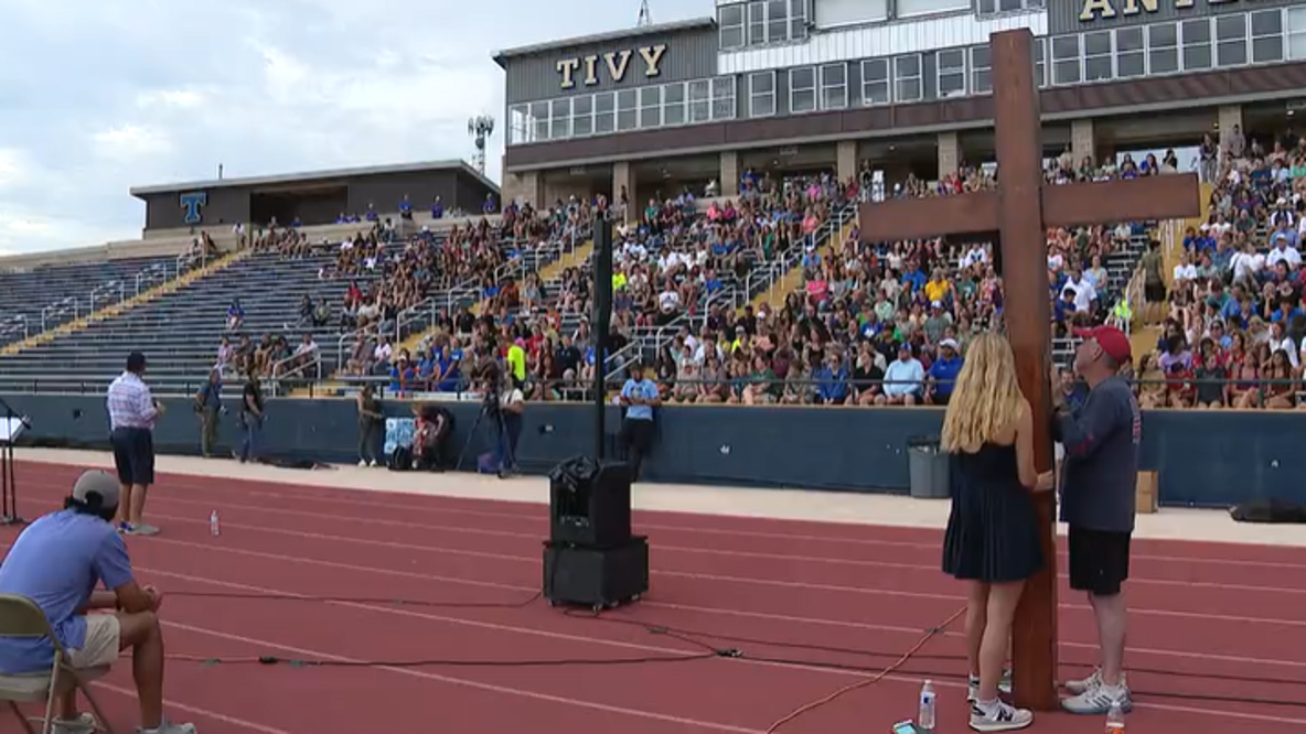 Kerrville community mourns beloved coach, family among Texas flooding victims