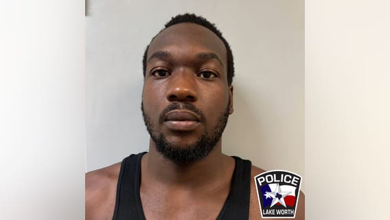 Fort Worth man arrested after using rock to rob same smoke shop twice