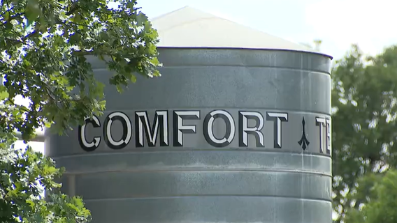 Comfort residents rally to support those who lost homes in flood