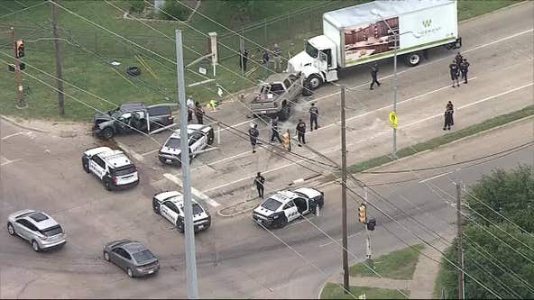 1 arrested after Red Bird area police chase and crash