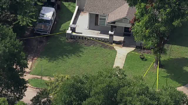 Dallas police investigate officer-involved shooting