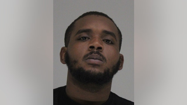 Man accused of burglarizing FedEx truck, hitting Irving officer with SUV