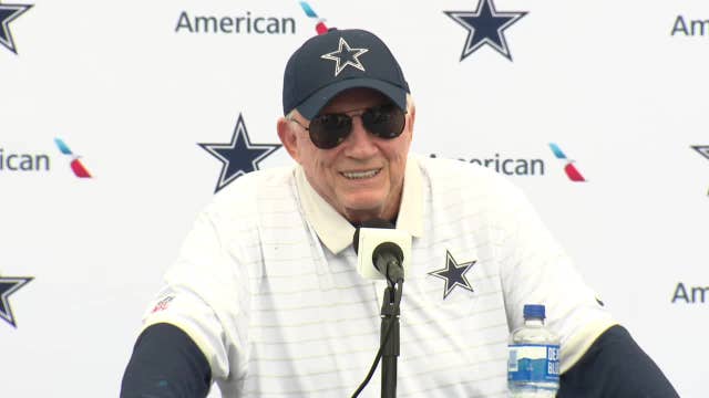 Jerry Jones responds to questions about stepping down