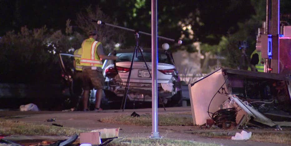 Grapevine intersection closed after crash with serious injuries